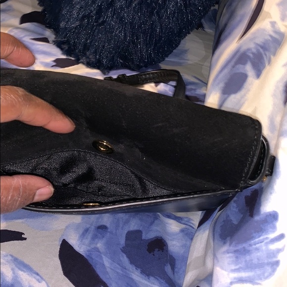 Authentic Michael Kors Crossbody - Picture 3 of 4